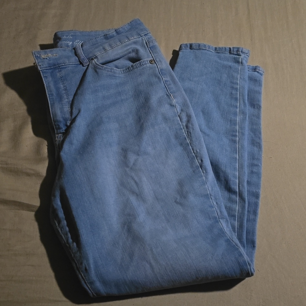 Size 10 Gloria Vanderbilt Jeans